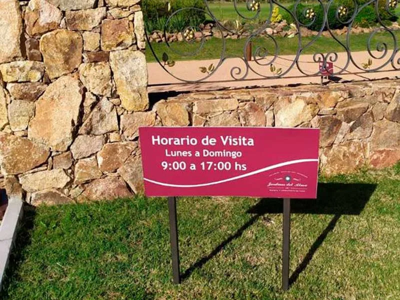 Cartelería de edificio