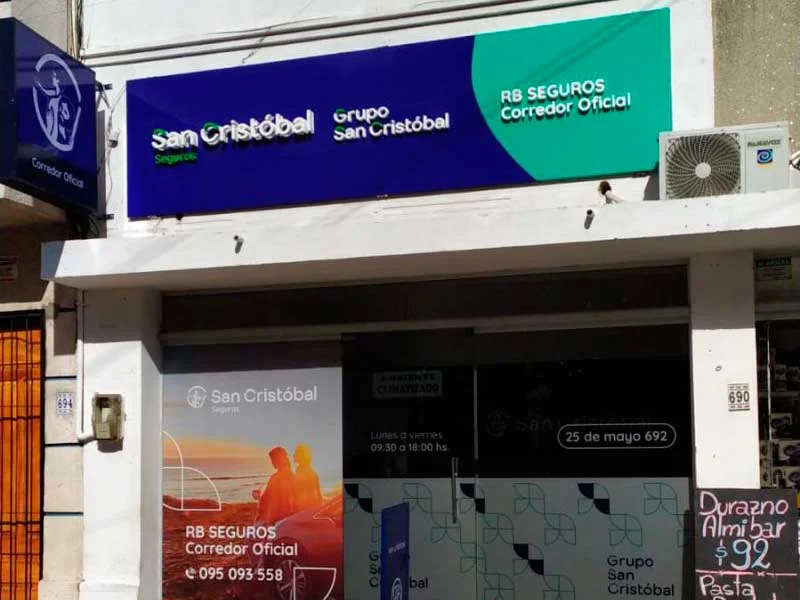 Nombre de empresa en corpóreo