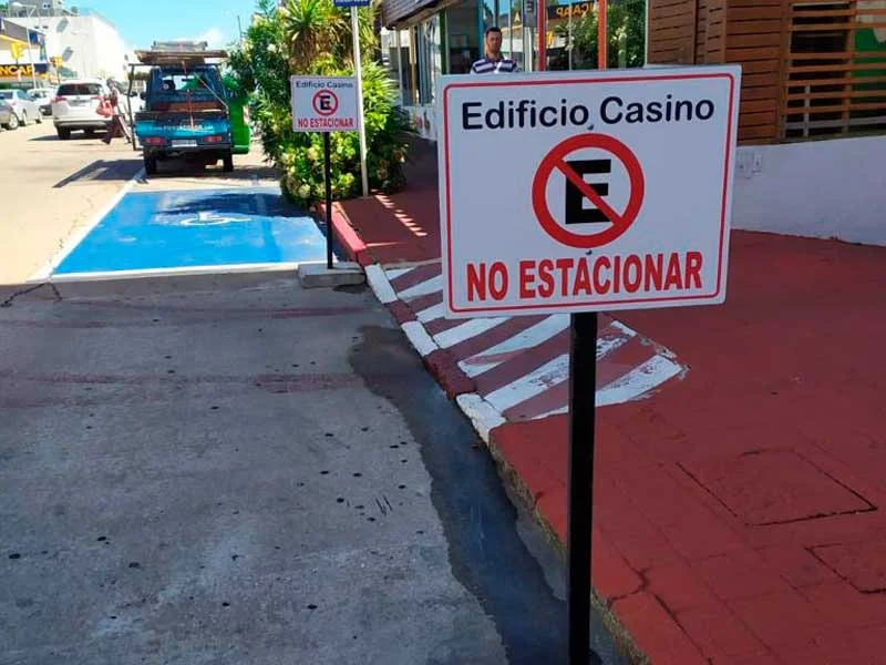 Señalización de estacionamiento